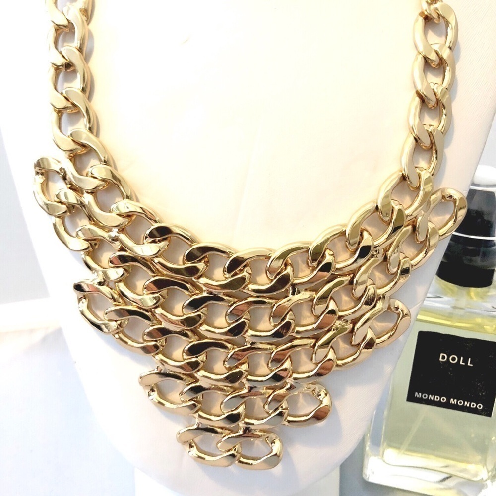 GOLD BIB STATEMENT NECKLACE #515